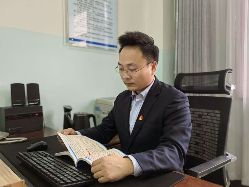 121676163989174277.jpeg TTOQW0CBDNQJN_K`SQ009J3_副本.jpg