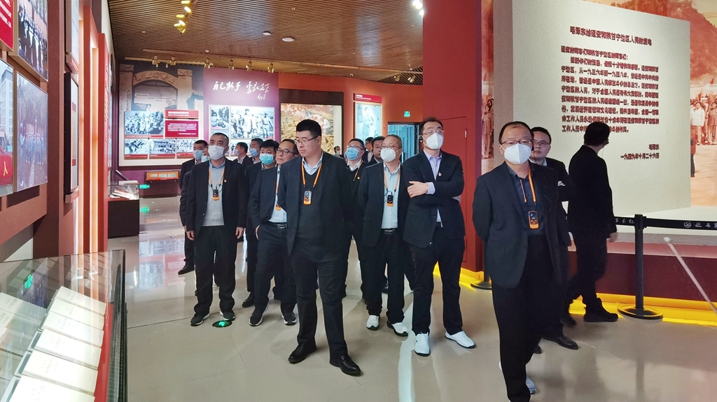 251679729904976892.jpeg 参观延安革命纪念馆.jpeg