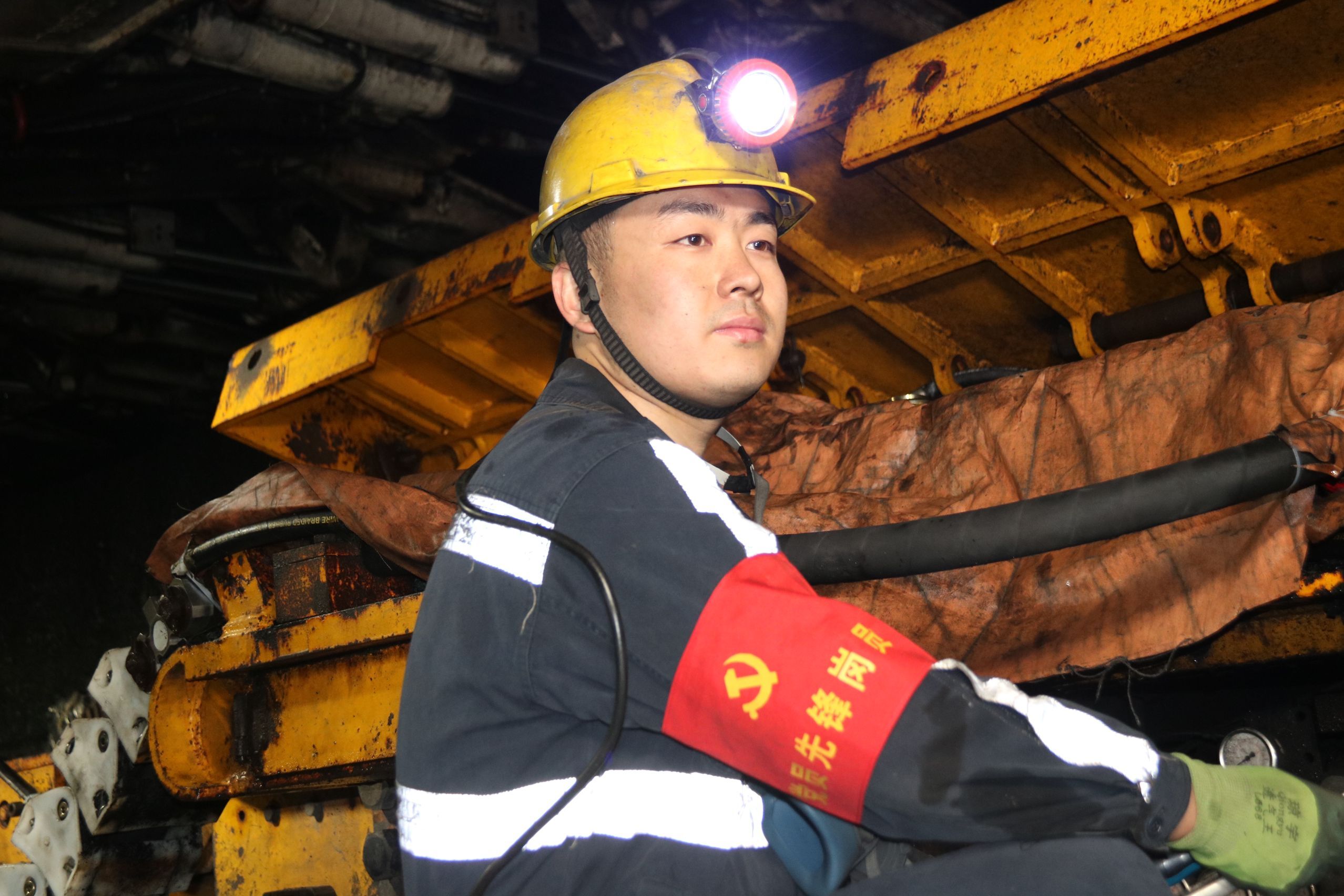241698136225732619.jpeg 李锦则.jpg