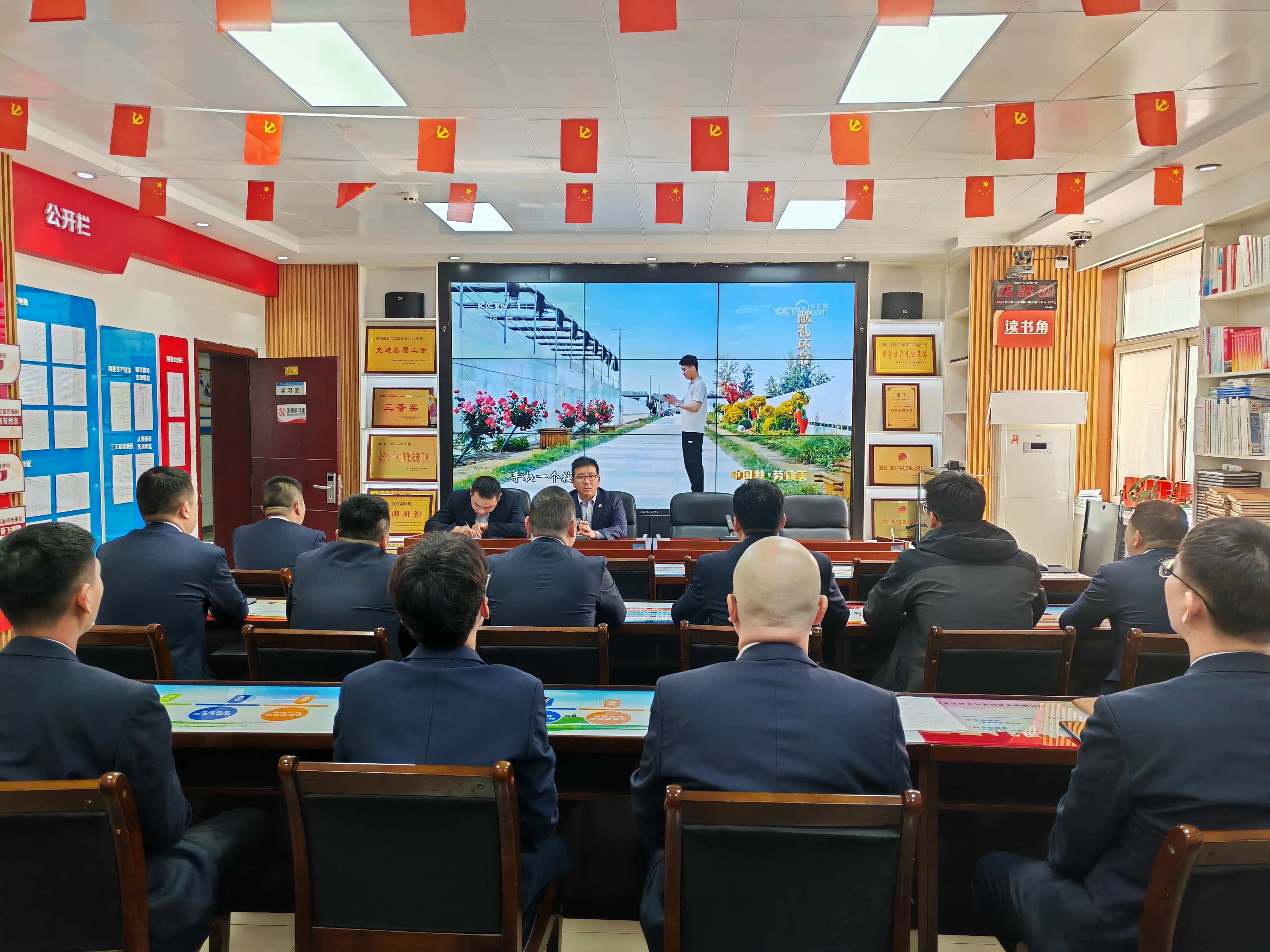071746609058892976.jpeg 中国美观影.jpg