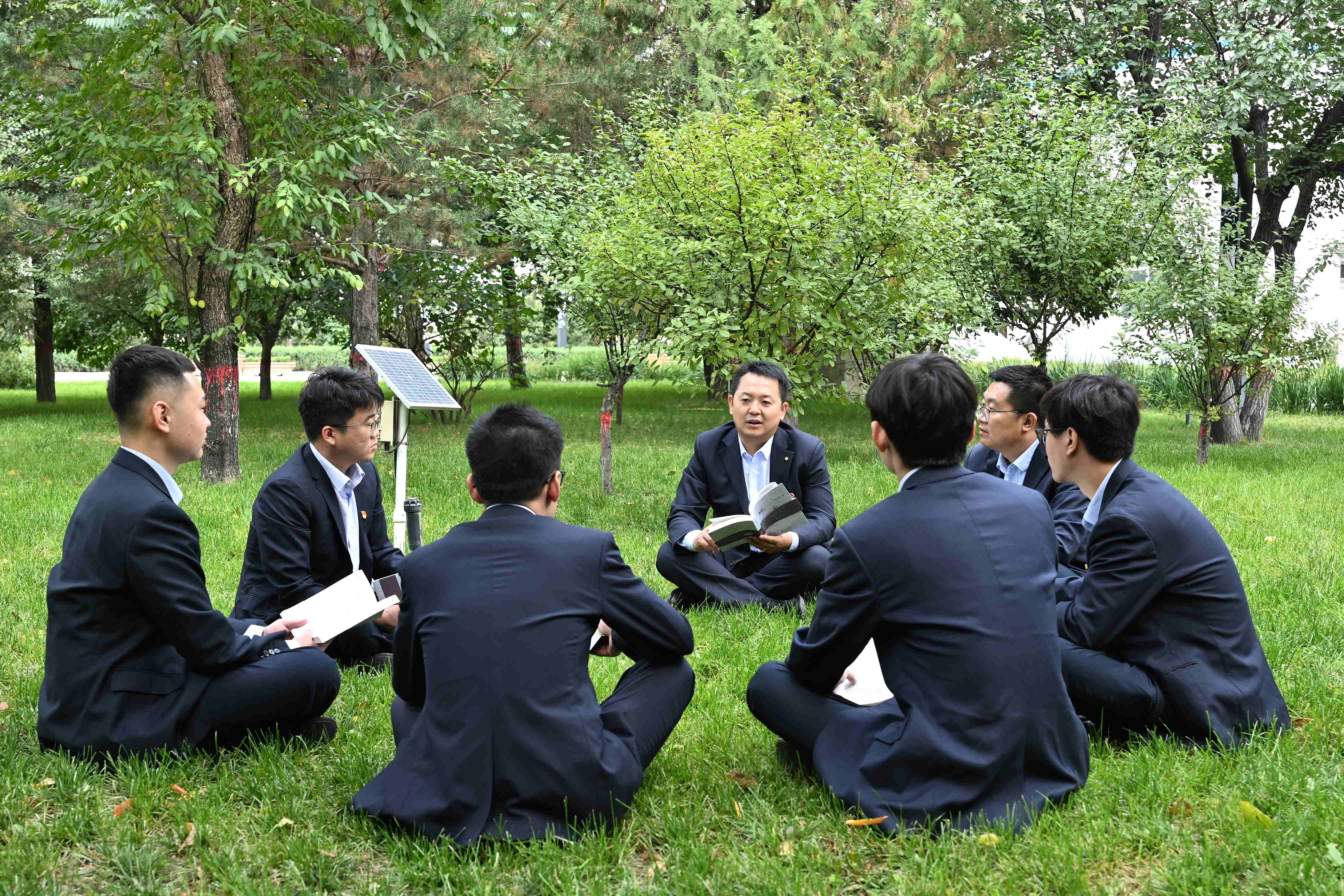 031783048449722895.jpeg 1.读书活动.JPG